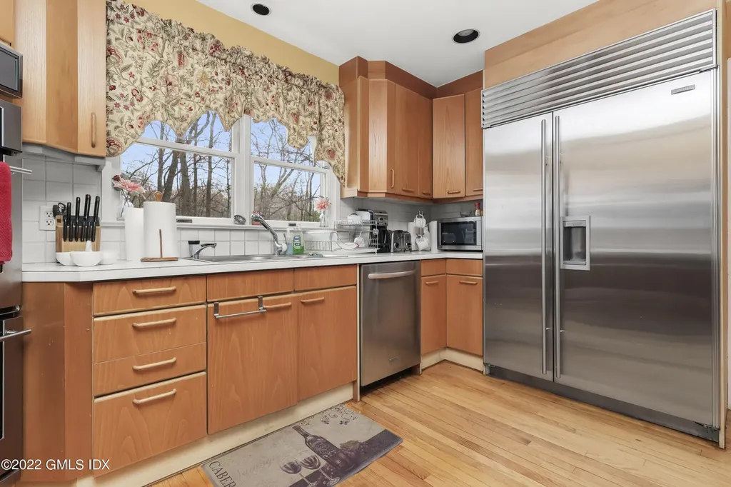 17 Highland Farm Road Greenwich CT 06831