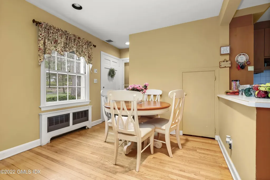 17 Highland Farm Road Greenwich CT 06831