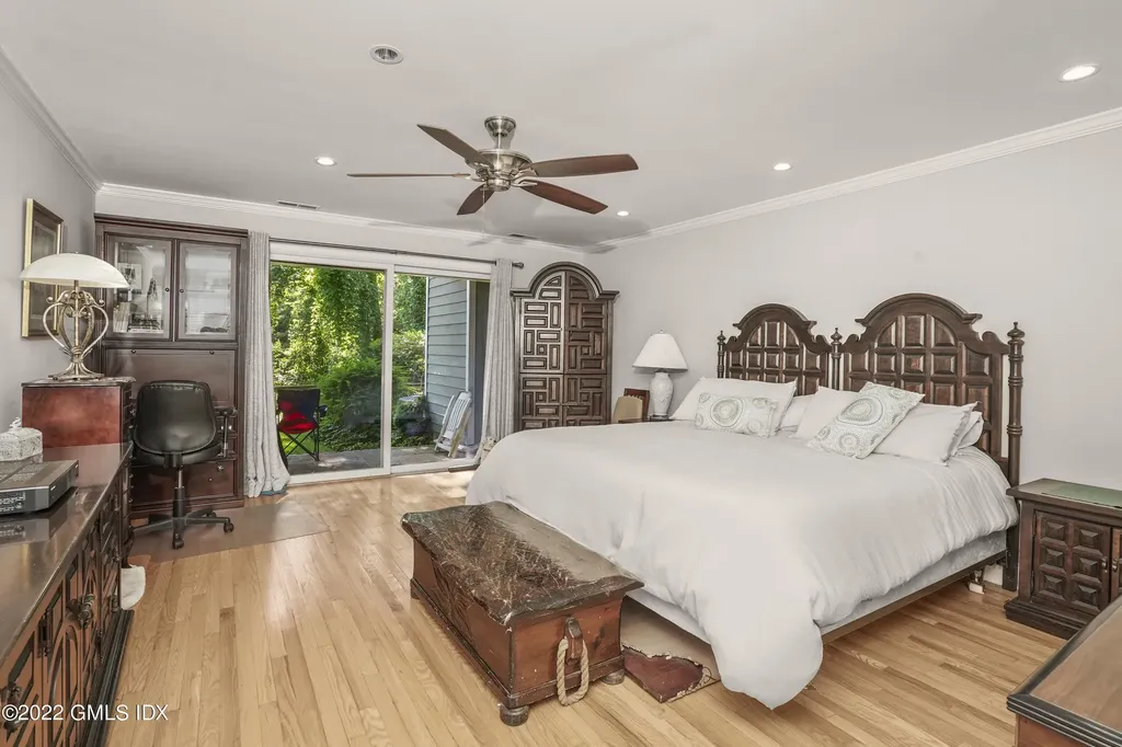 333 Palmer Hill Road Riverside CT 06878