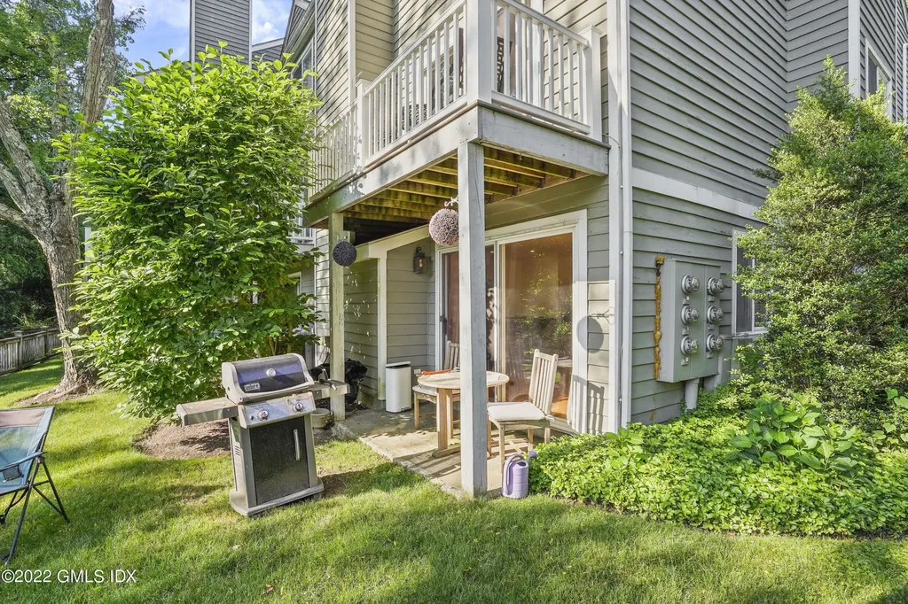 333 Palmer Hill Road Riverside CT 06878