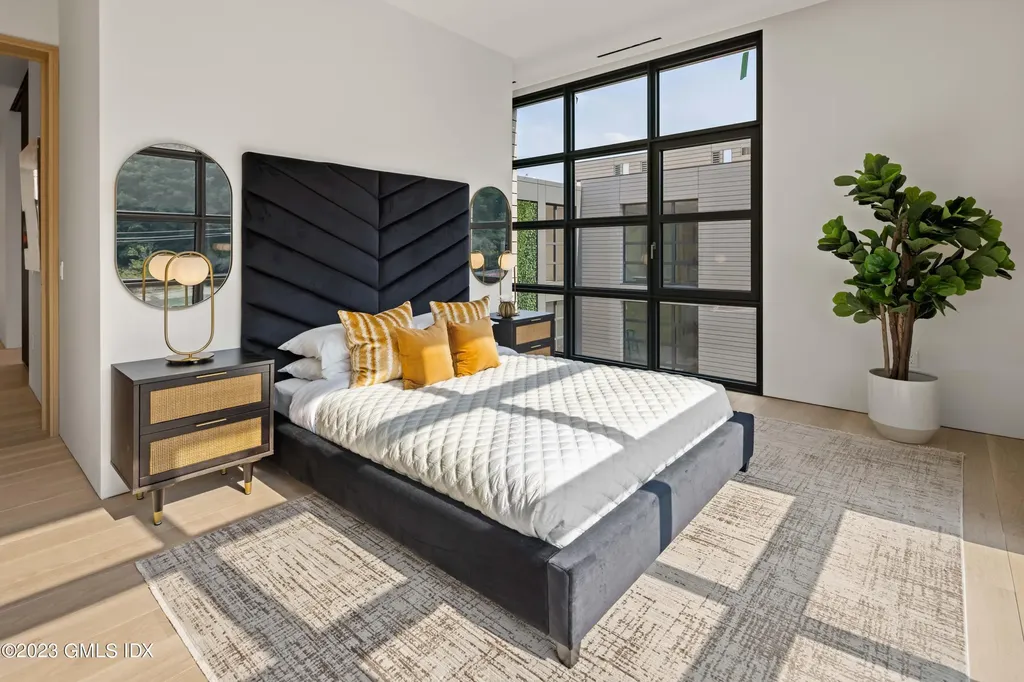 60 Wilton Road Westport CT 06880