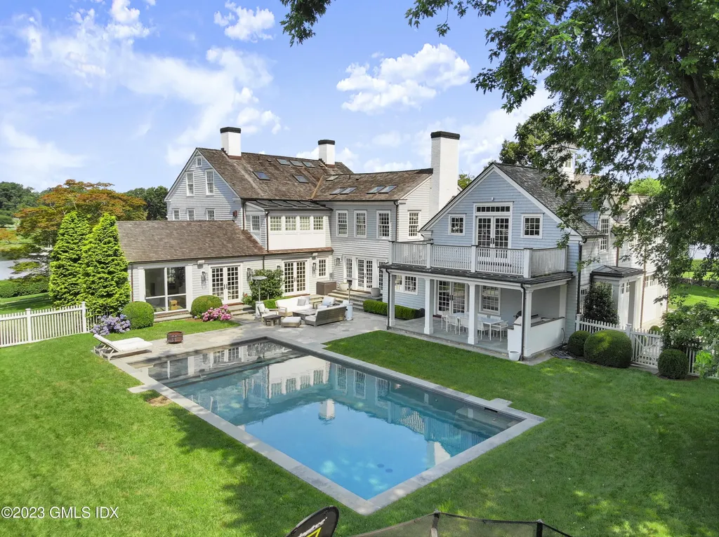 98 Pear Tree Point Road Darien CT 06820