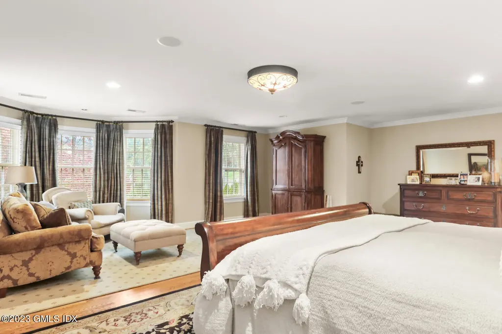 25 Sagamore Road Stamford CT 06902