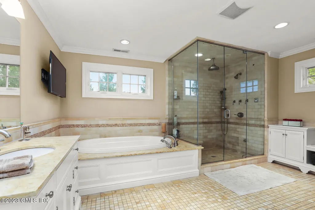 25 Sagamore Road Stamford CT 06902