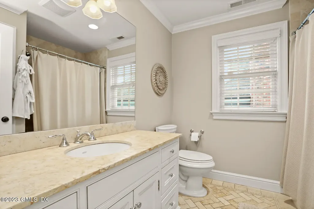 25 Sagamore Road Stamford CT 06902