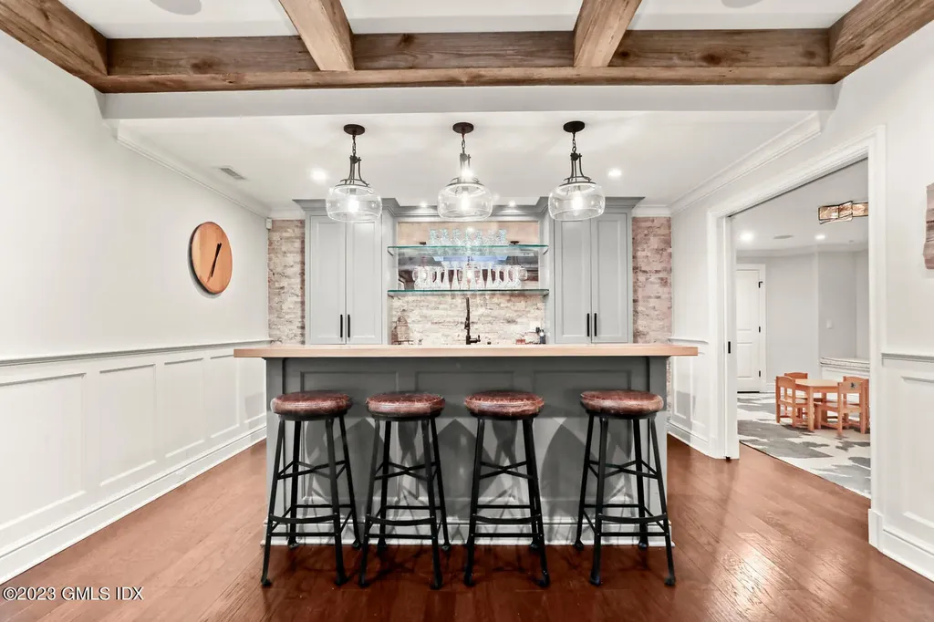 25 Sagamore Road Stamford CT 06902