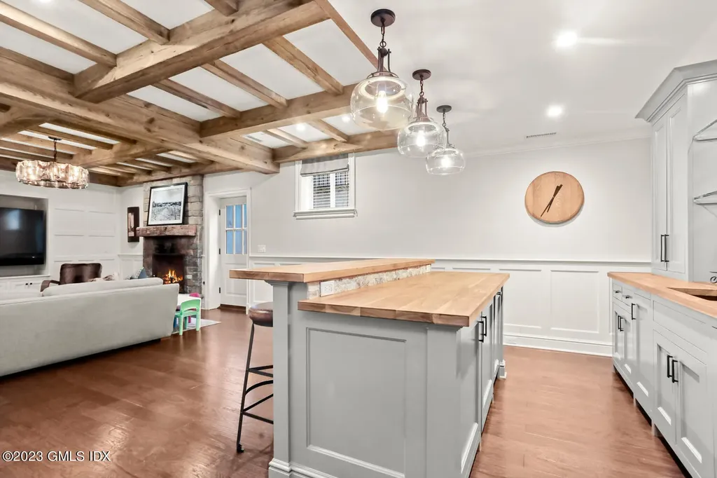 25 Sagamore Road Stamford CT 06902