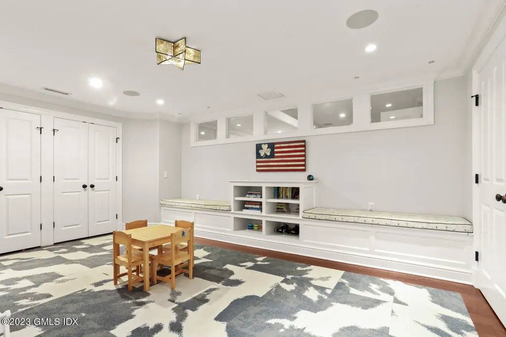 25 Sagamore Road Stamford CT 06902