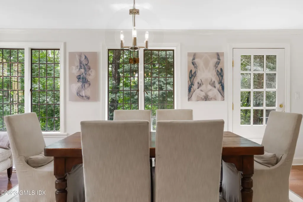 33 Midwood Road Greenwich CT 06830