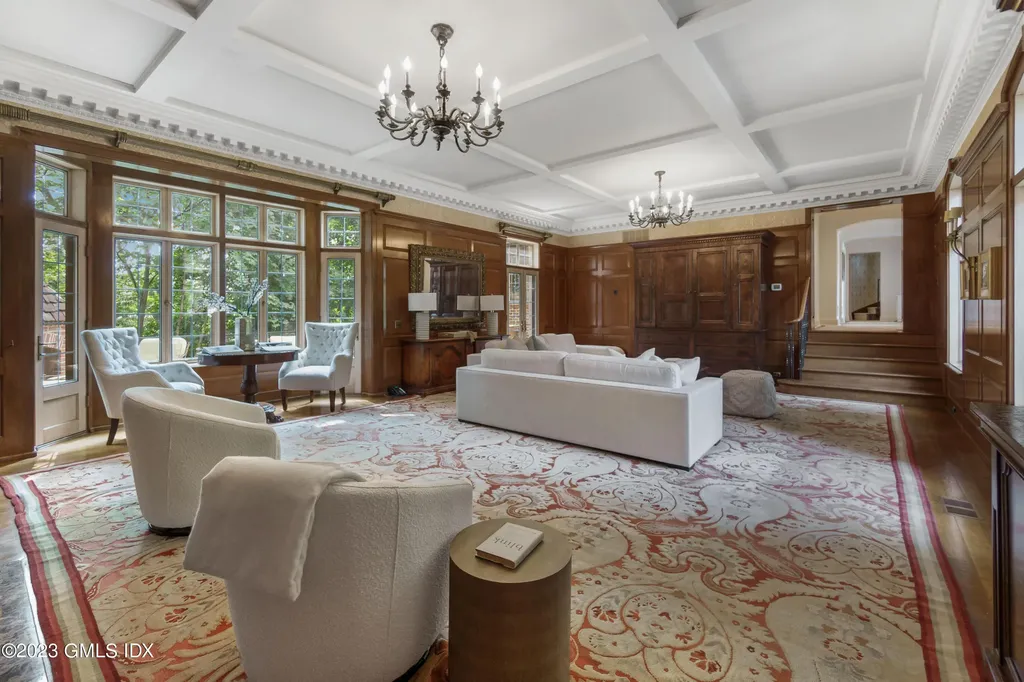 33 Midwood Road Greenwich CT 06830