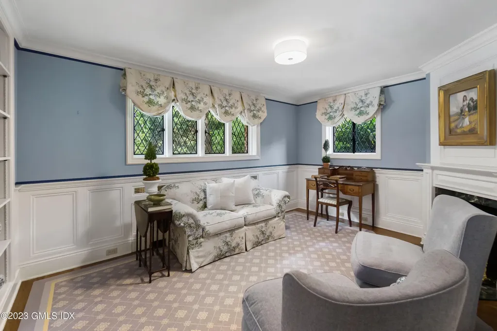 33 Midwood Road Greenwich CT 06830