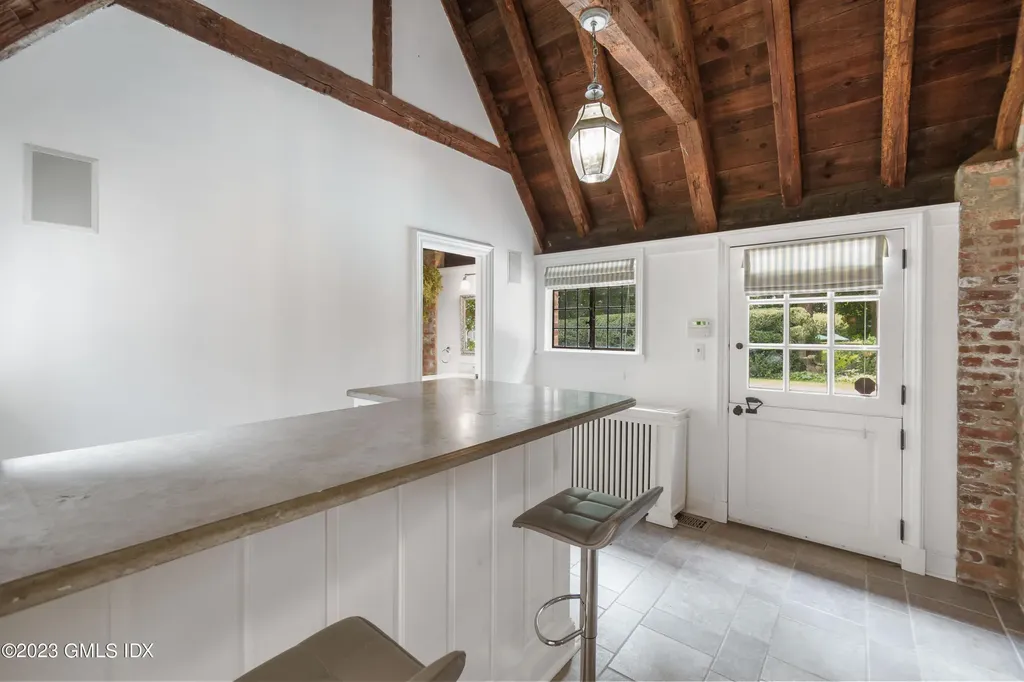 33 Midwood Road Greenwich CT 06830