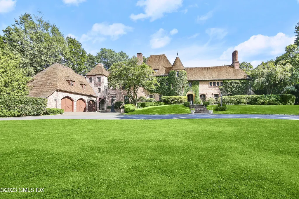 33 Midwood Road Greenwich CT 06830