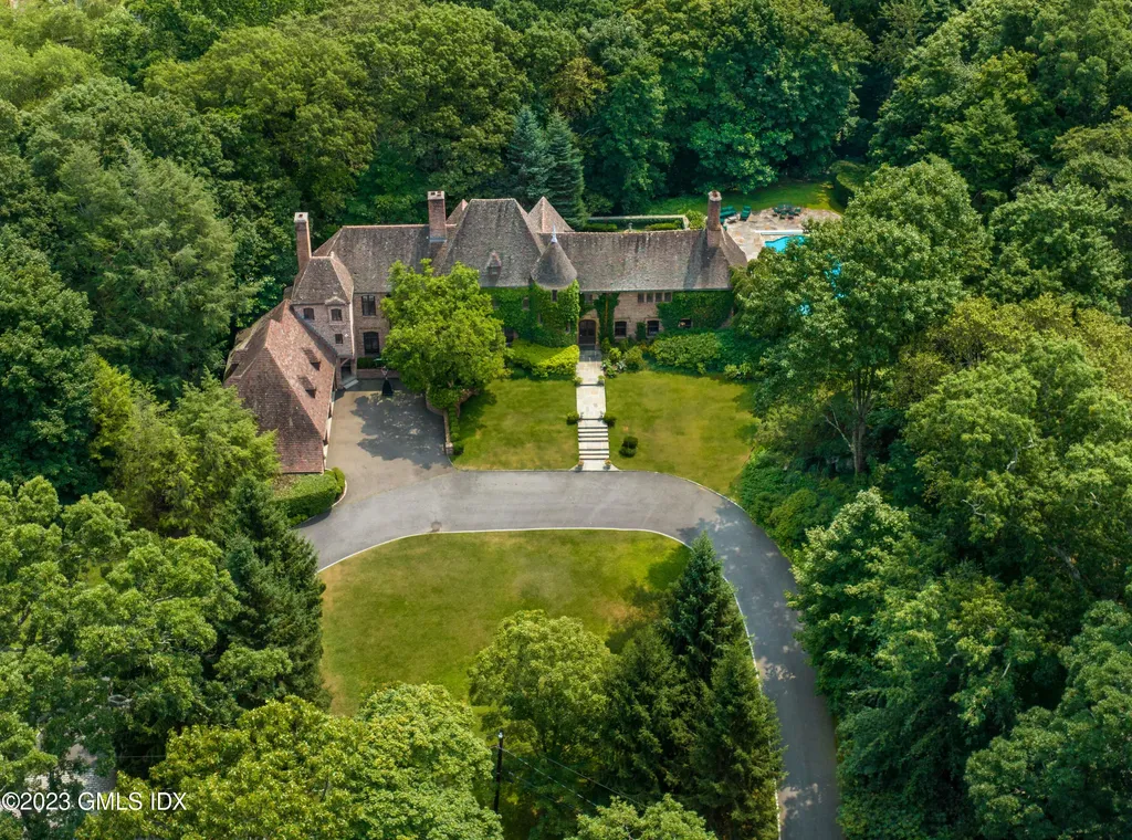 33 Midwood Road Greenwich CT 06830