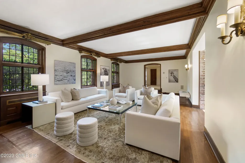33 Midwood Road Greenwich CT 06830