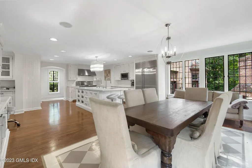 33 Midwood Road Greenwich CT 06830