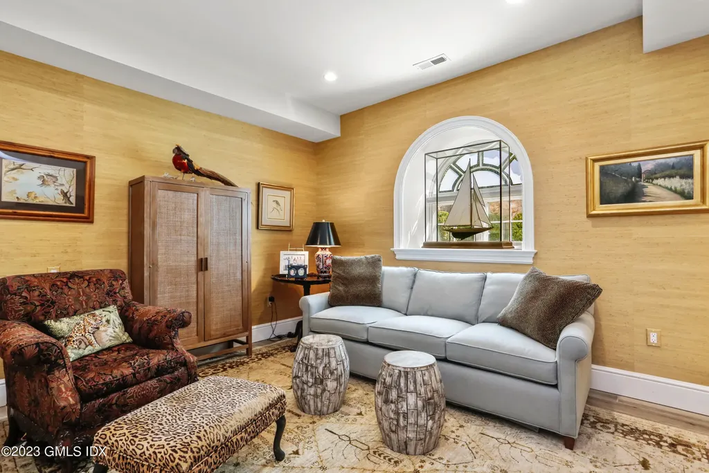 165 Shore Road Old Greenwich CT 06870