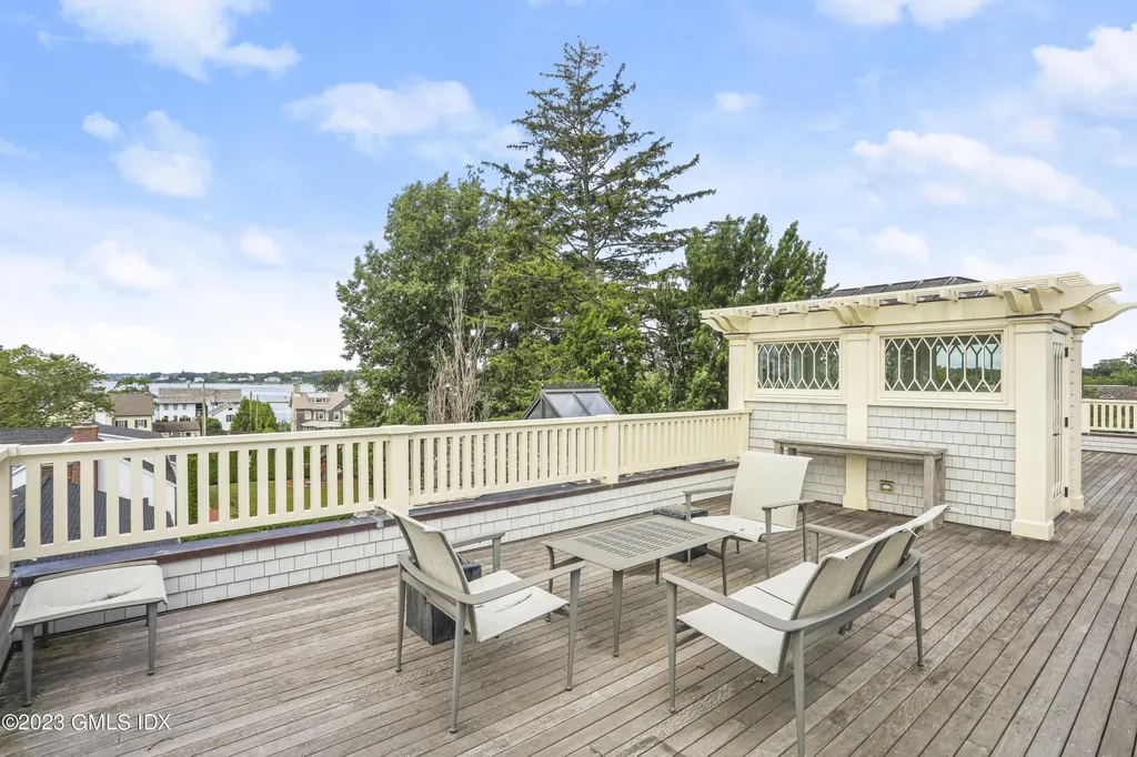 165 Shore Road Old Greenwich CT 06870