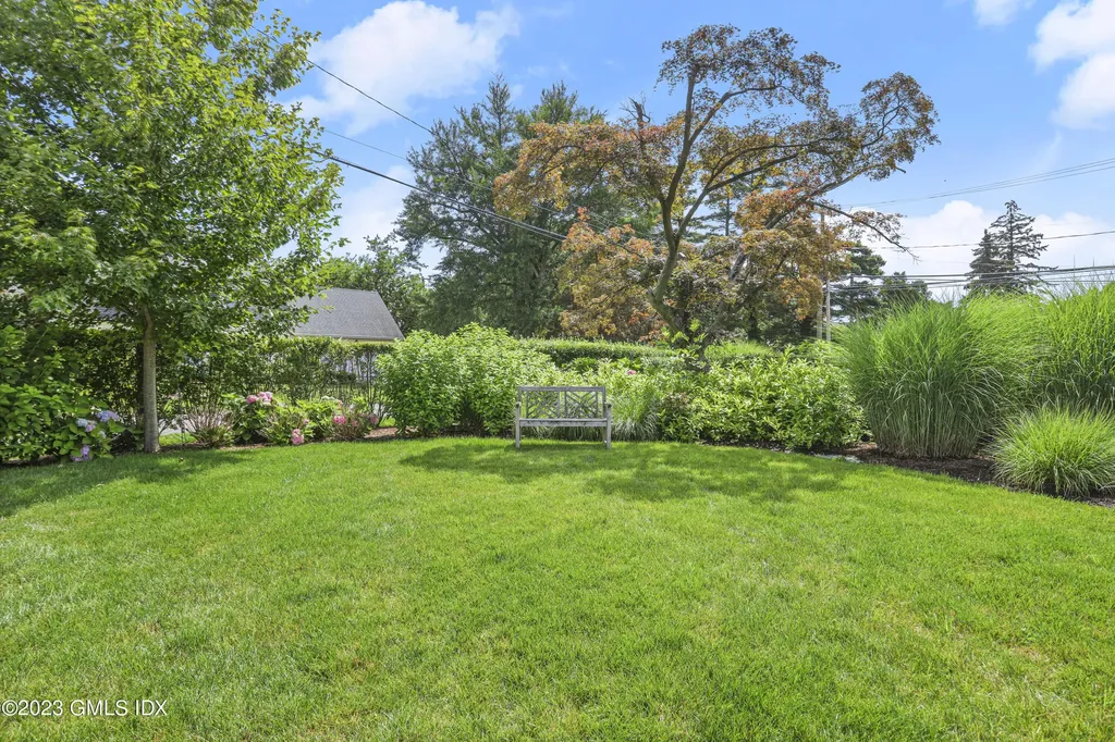 165 Shore Road Old Greenwich CT 06870
