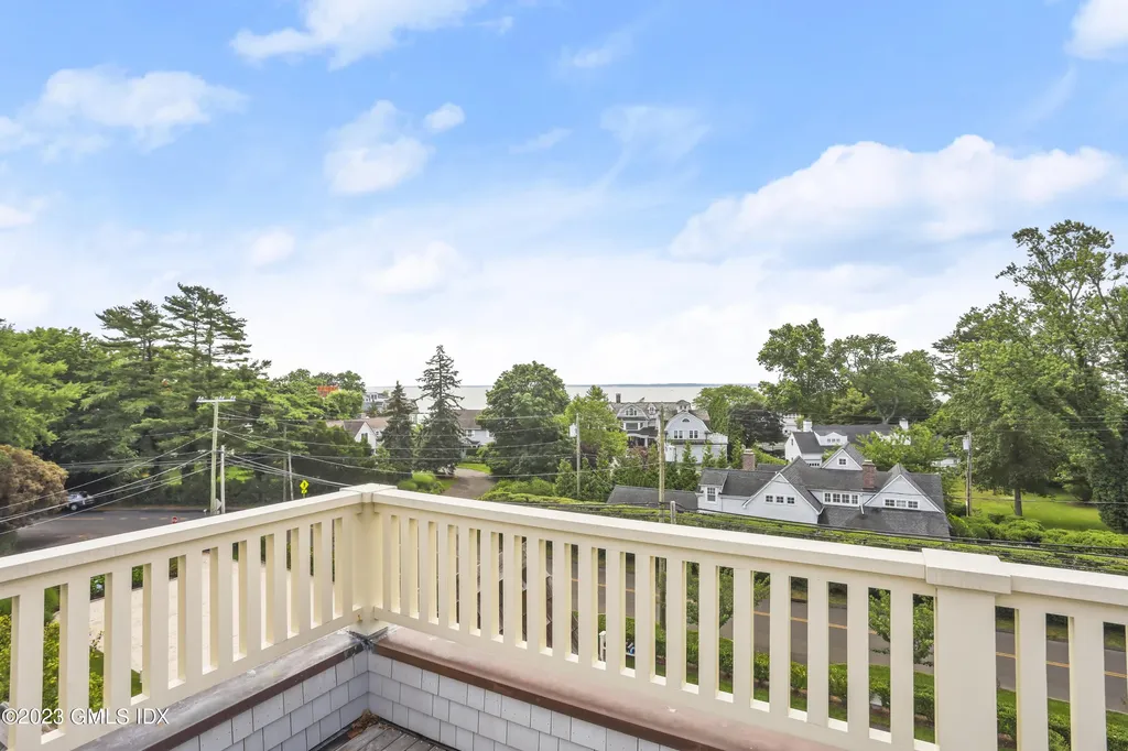 165 Shore Road Old Greenwich CT 06870