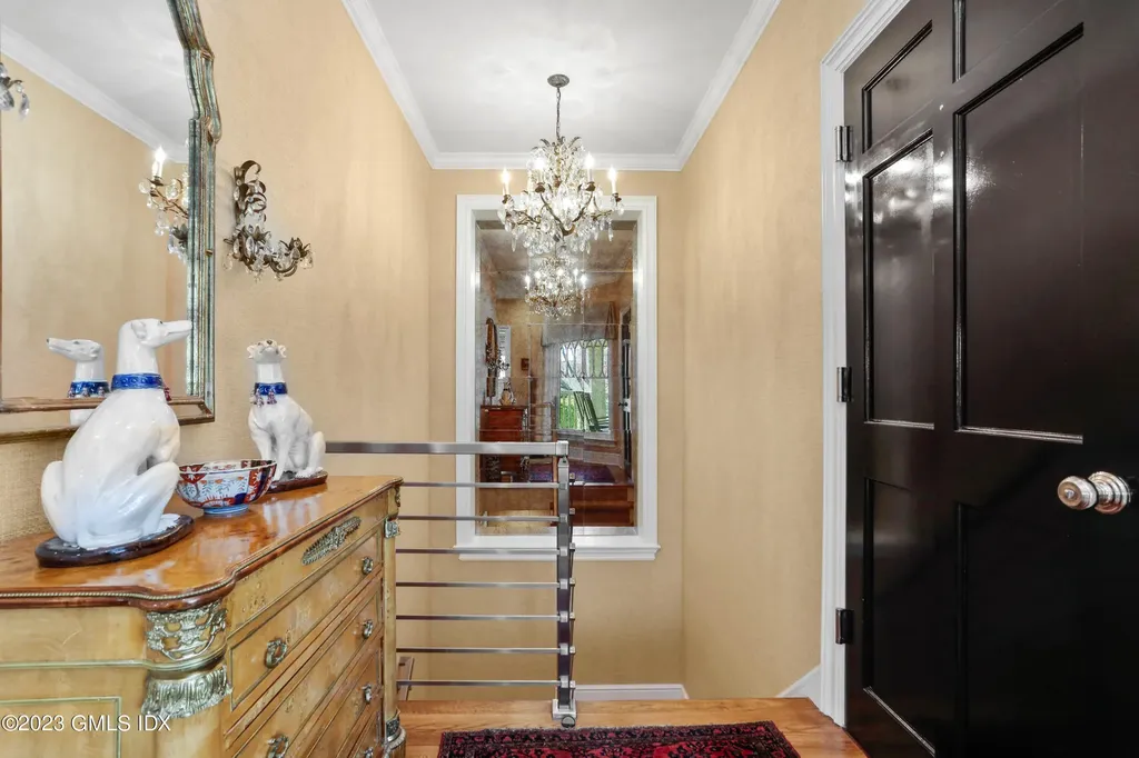 165 Shore Road Old Greenwich CT 06870