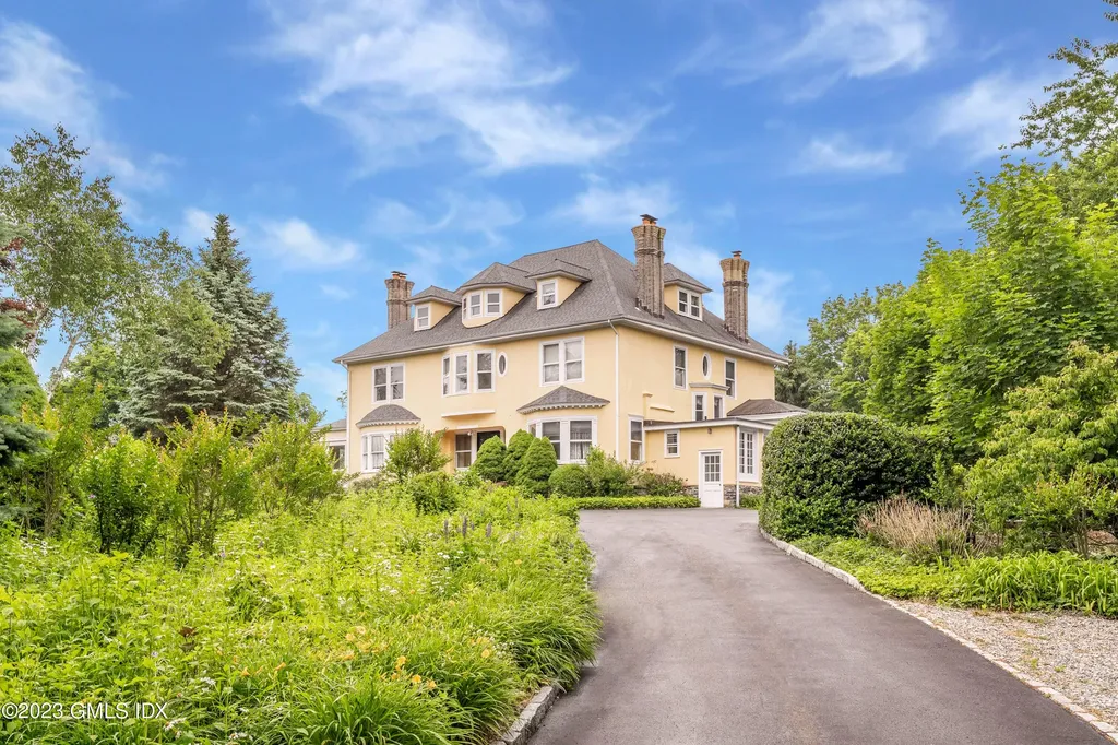 68 Dearfield Drive Greenwich CT 06831