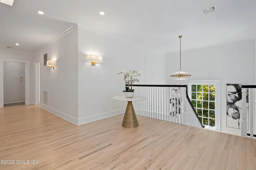 16 Deer Park Drive Greenwich CT 06830