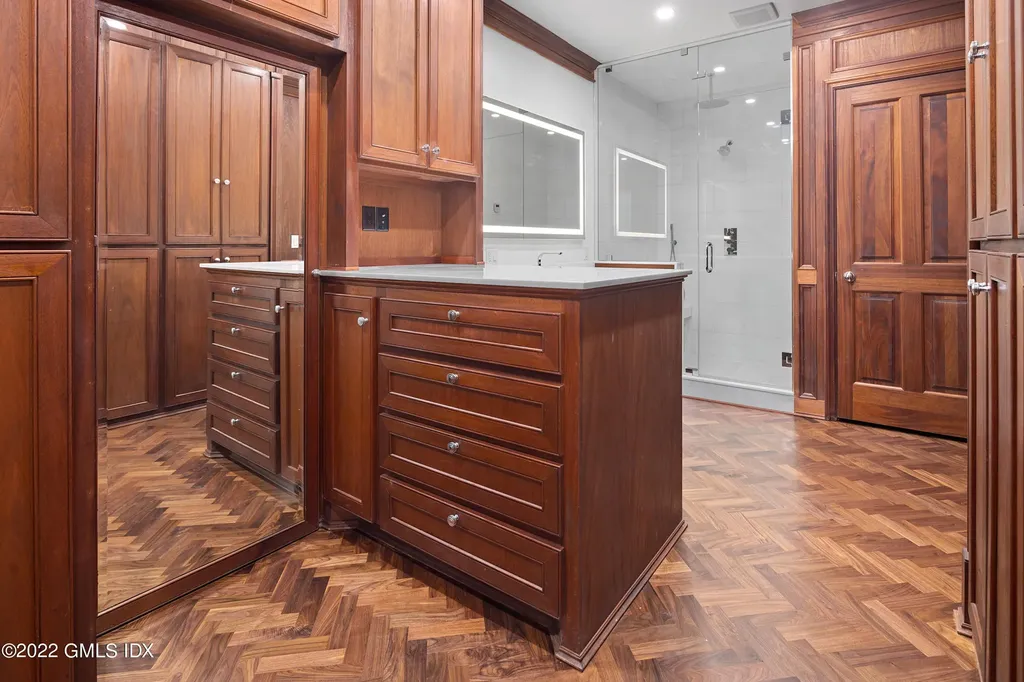 16 Deer Park Drive Greenwich CT 06830