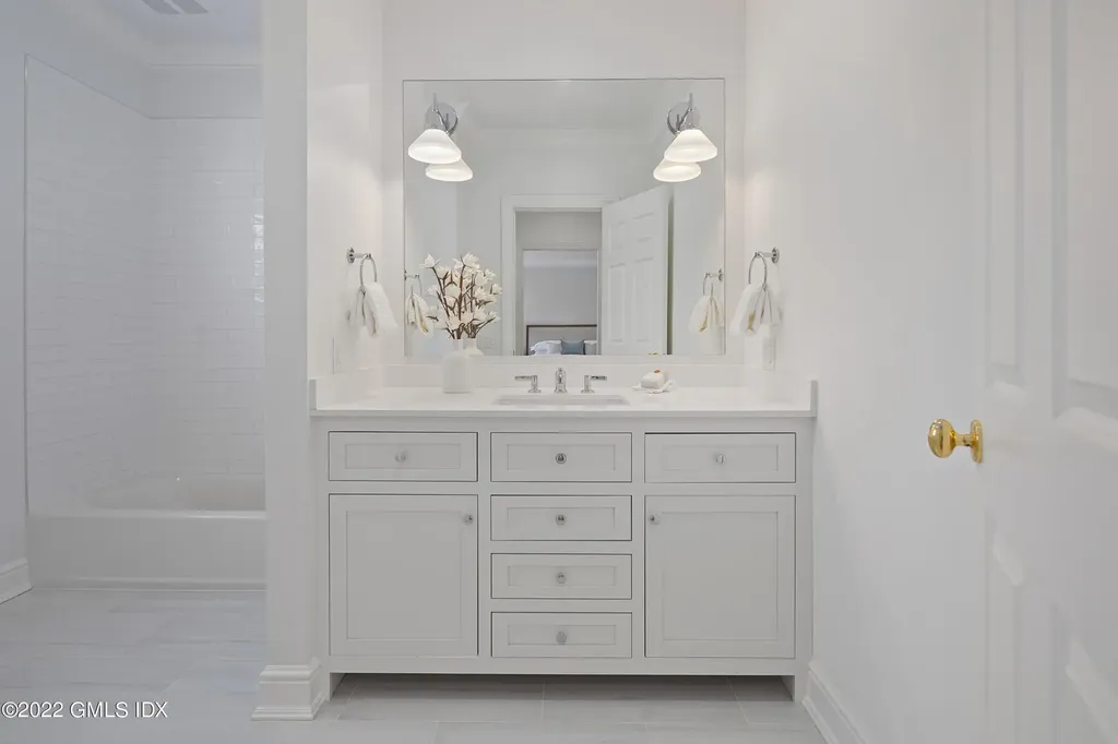 16 Deer Park Drive Greenwich CT 06830