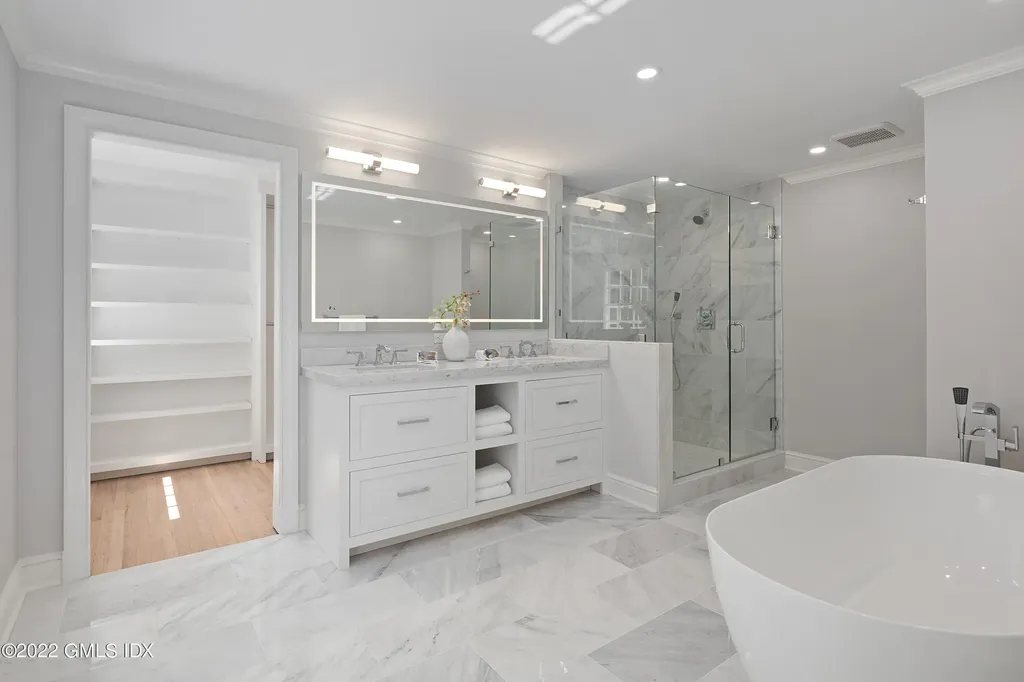 16 Deer Park Drive Greenwich CT 06830