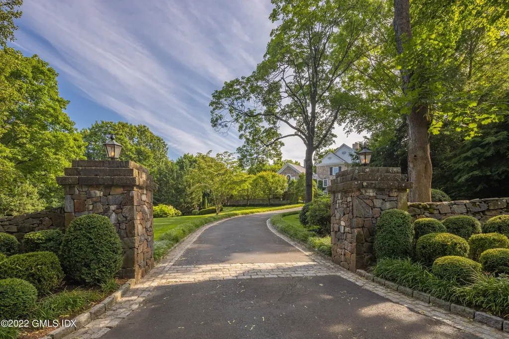 16 Deer Park Drive Greenwich CT 06830