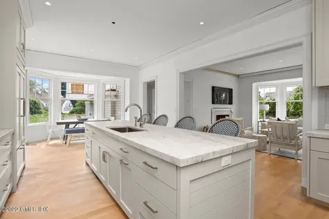 11 Highgate Road Riverside CT 06878