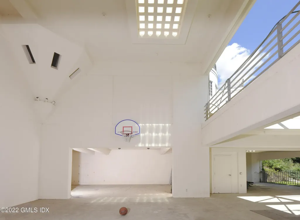 229 Stanwich Road Greenwich CT 06830