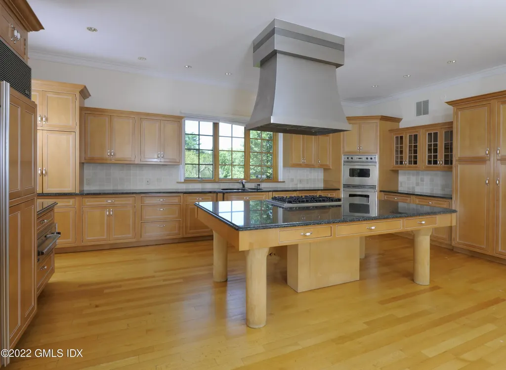 229 Stanwich Road Greenwich CT 06830