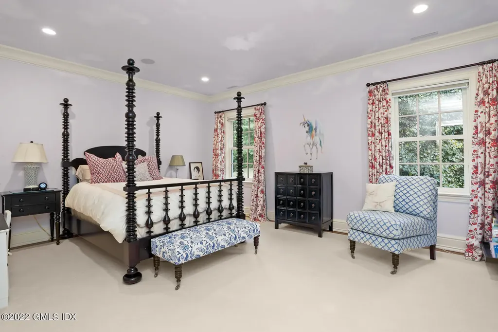 59 Mooreland Road Greenwich CT 06831