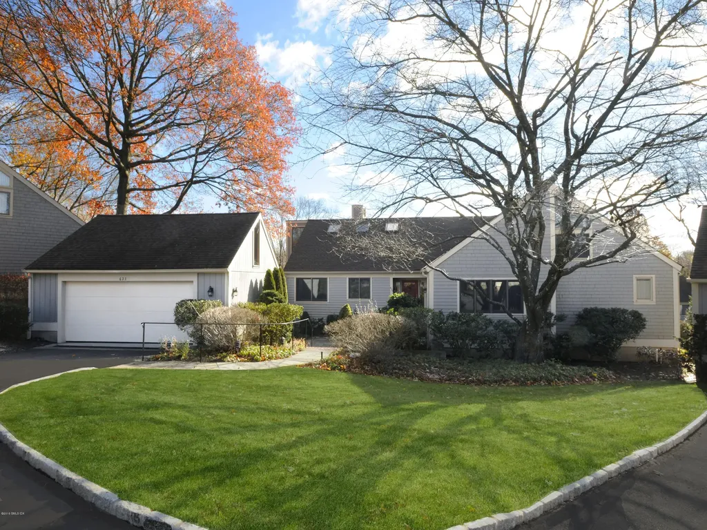 623 W Lyon Farm Drive Greenwich CT 06831