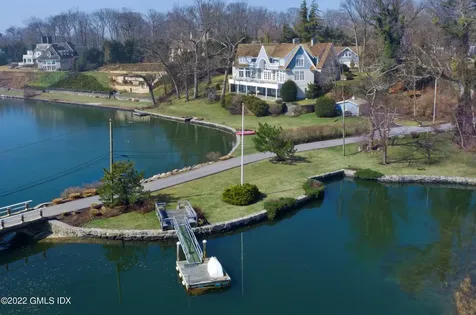 117 Meadow Road Riverside CT 06878
