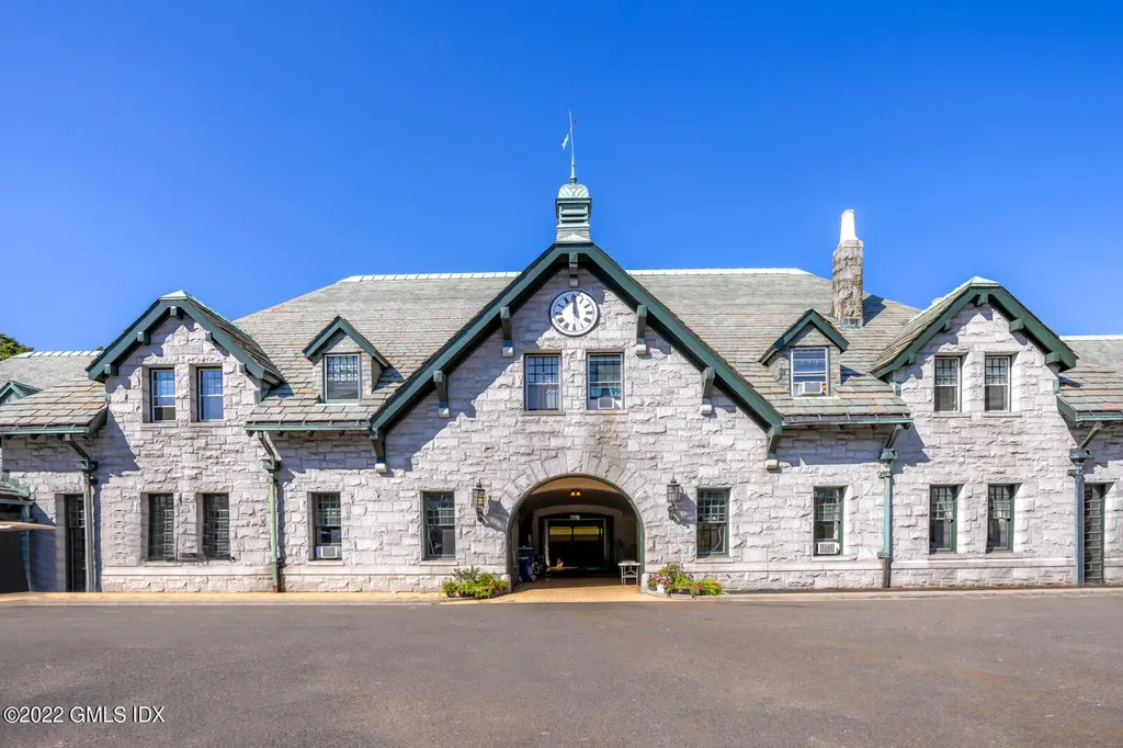 Great Island Darien CT 06820