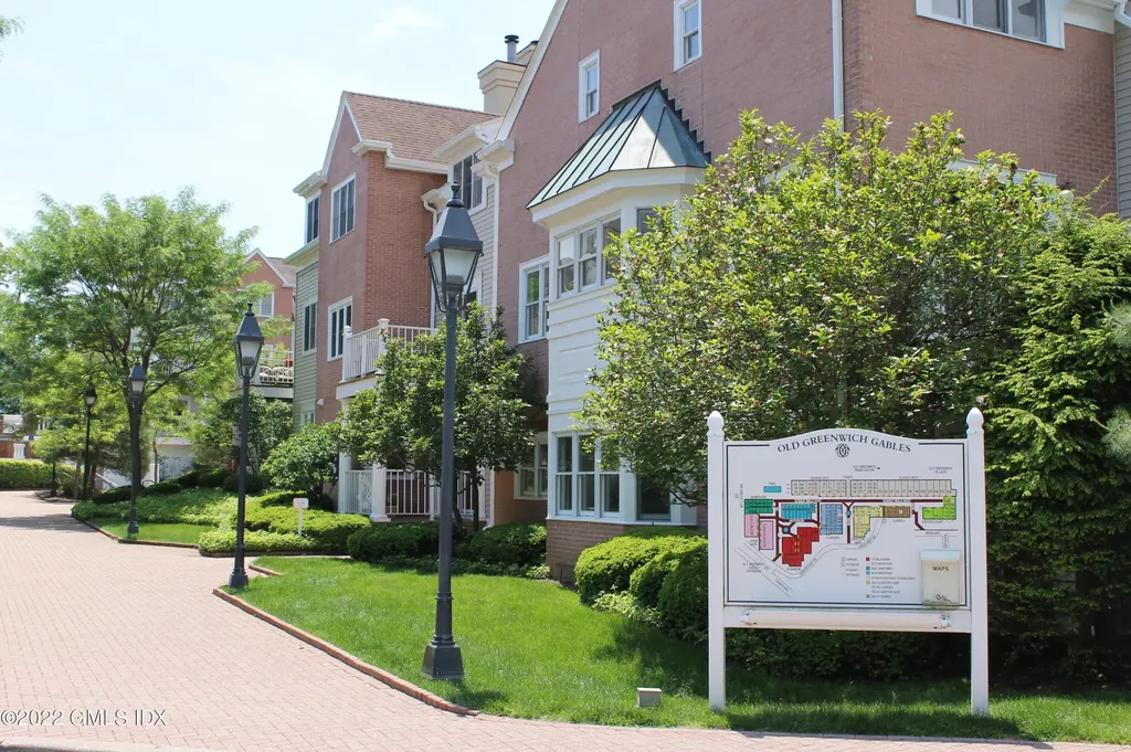 51 Forest Avenue Old Greenwich CT 06870