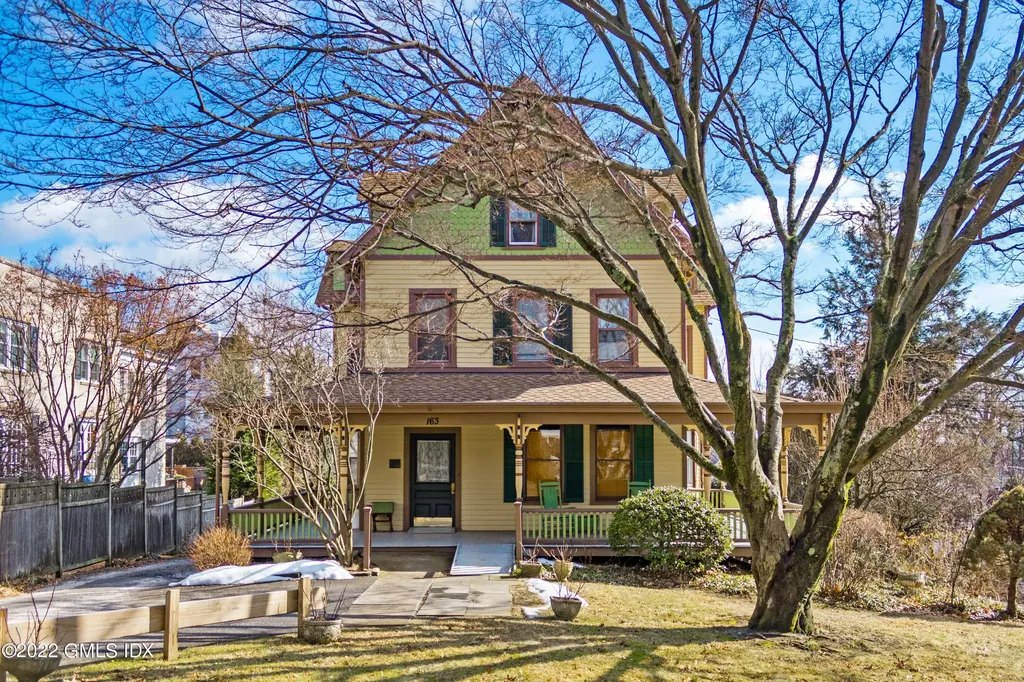 163 Field Point Road Greenwich CT 06830