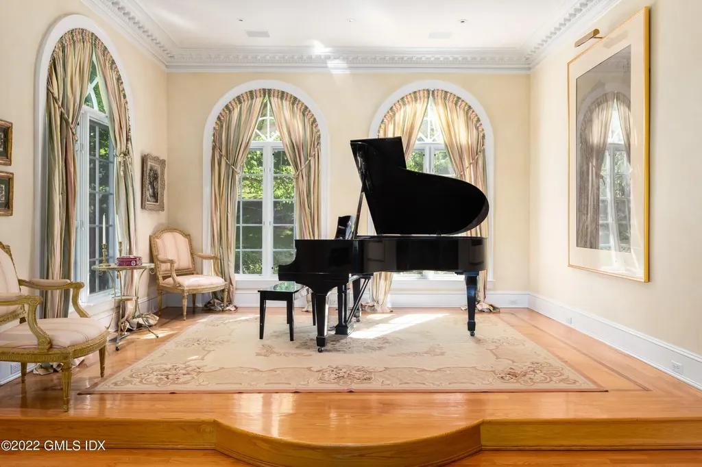 72 Sherwood Avenue Greenwich CT 06831