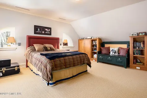 52 Dawn Harbor Lane Riverside CT 06878