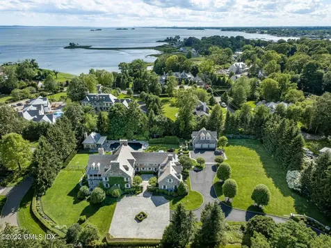 52 Dawn Harbor Lane Riverside CT 06878