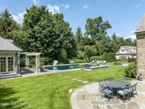 52 Dawn Harbor Lane Riverside CT 06878