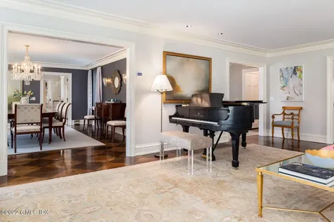 52 Dawn Harbor Lane Riverside CT 06878