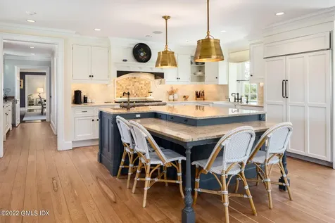 52 Dawn Harbor Lane Riverside CT 06878