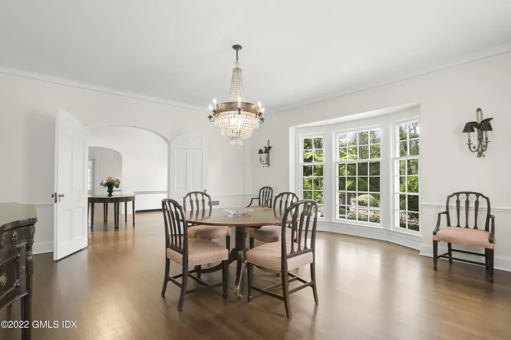 530 Round Hill Road Greenwich CT 06831