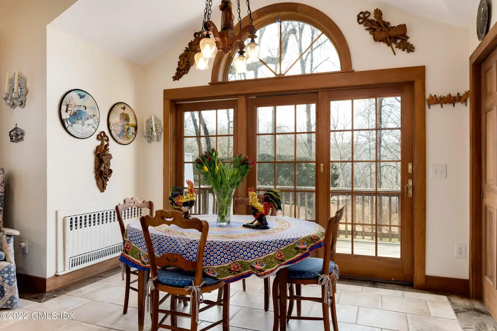530 Round Hill Road Greenwich CT 06831