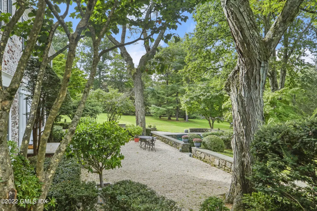 530 Round Hill Road Greenwich CT 06831