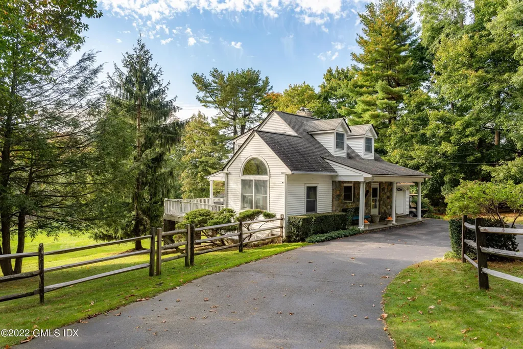 530 Round Hill Road Greenwich CT 06831